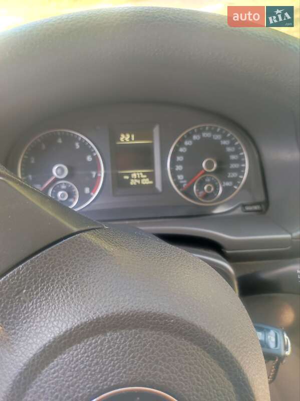 Грузовой фургон Volkswagen Caddy 2013 в Баре