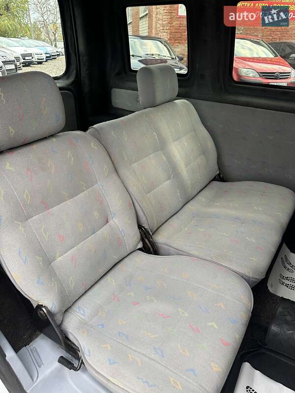 Мінівен Volkswagen Caddy 2005 в Смілі фото 12 Мінівен Volkswagen Caddy 2005 в Смілі