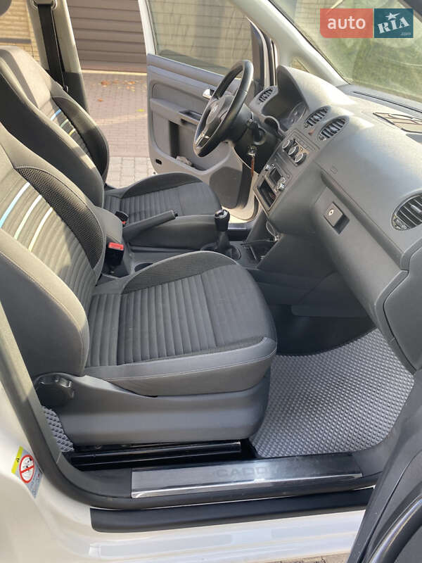 Мінівен Volkswagen Caddy 2014 в Білій Церкві