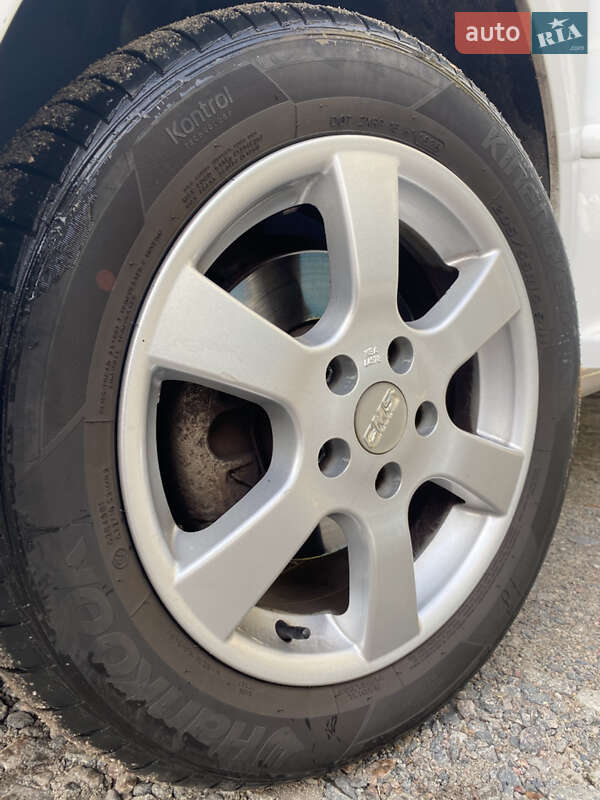 Мінівен Volkswagen Caddy 2014 в Білій Церкві