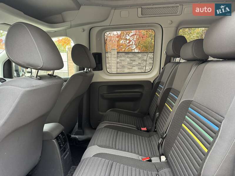 Мінівен Volkswagen Caddy 2014 в Рівному