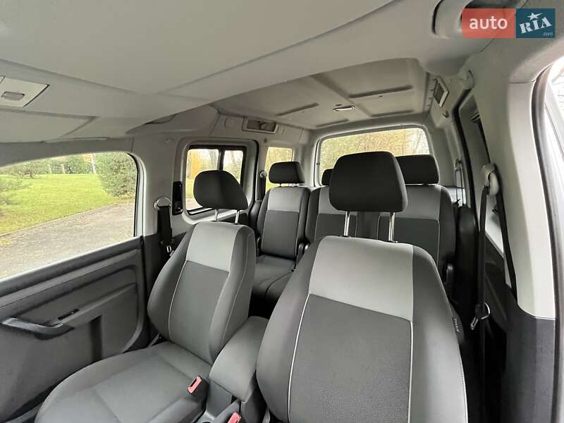 Минивэн Volkswagen Caddy 2011 в Обухове фото 6 Минивэн Volkswagen Caddy 2011 в Обухове