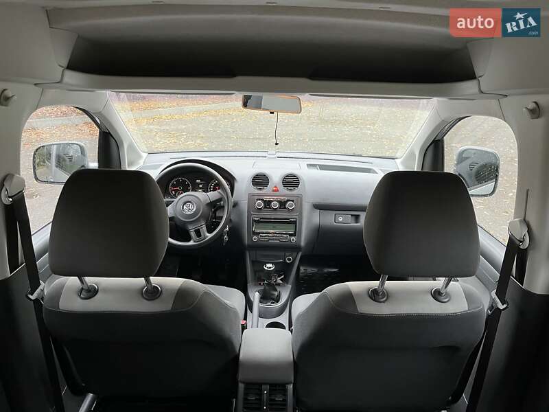 Минивэн Volkswagen Caddy 2011 в Обухове фото 9 Минивэн Volkswagen Caddy 2011 в Обухове