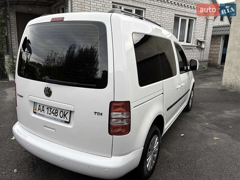 Минивэн Volkswagen Caddy 2015 в Киеве фото 6 Минивэн Volkswagen Caddy 2015 в Киеве