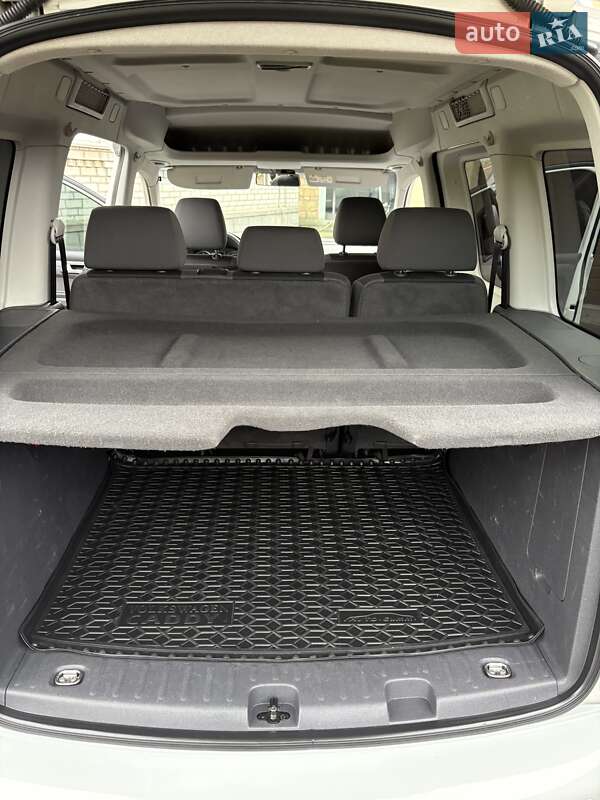 Минивэн Volkswagen Caddy 2015 в Киеве фото 23 Минивэн Volkswagen Caddy 2015 в Киеве