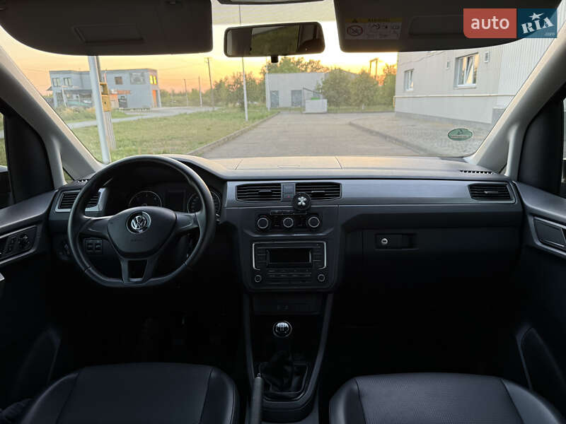 Минивэн Volkswagen Caddy 2016 в Виноградове фото 9 Минивэн Volkswagen Caddy 2016 в Виноградове