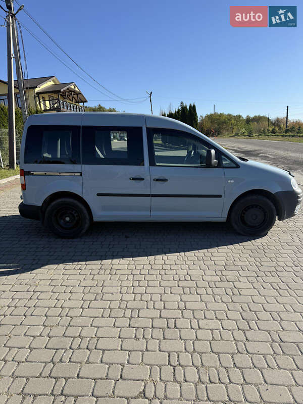 Минивэн Volkswagen Caddy 2004 в Львове
