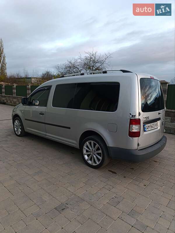 Мінівен Volkswagen Caddy 2009 в Житомирі