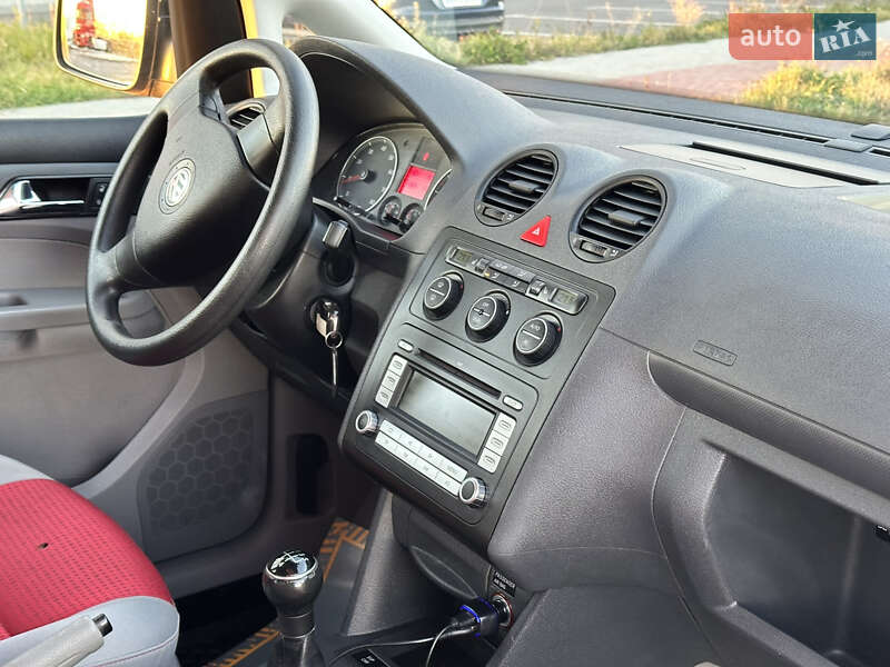 Мінівен Volkswagen Caddy 2008 в Вінниці