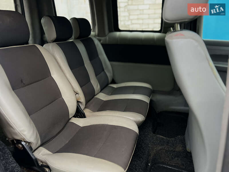 Минивэн Volkswagen Caddy 2005 в Житомире фото 7 Минивэн Volkswagen Caddy 2005 в Житомире