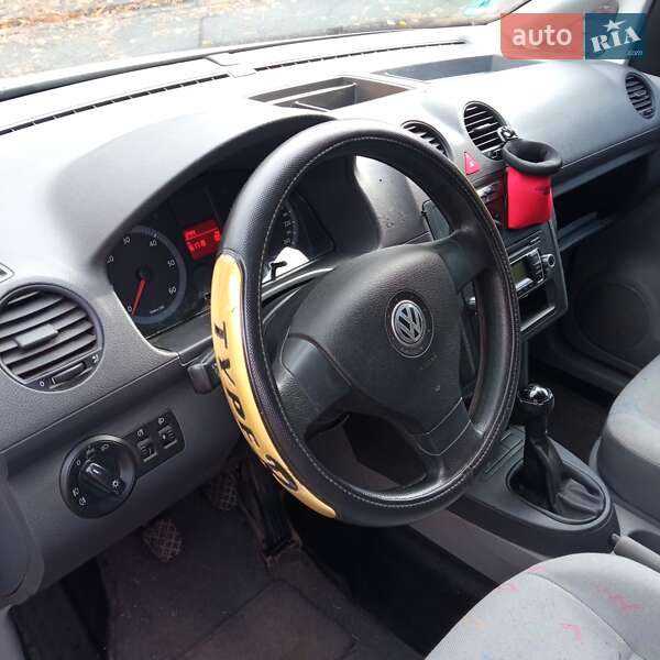Мінівен Volkswagen Caddy 2010 в Гадячі