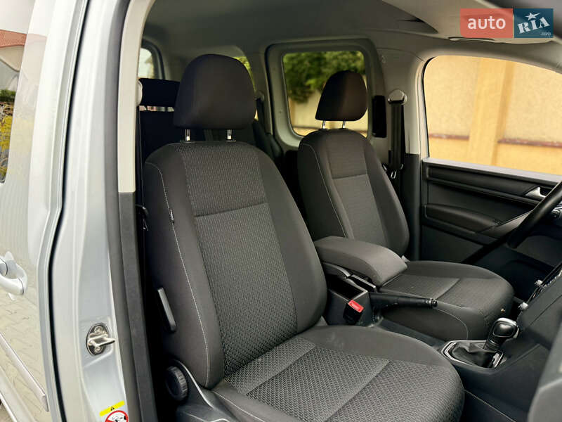 Мінівен Volkswagen Caddy 2020 в Ужгороді