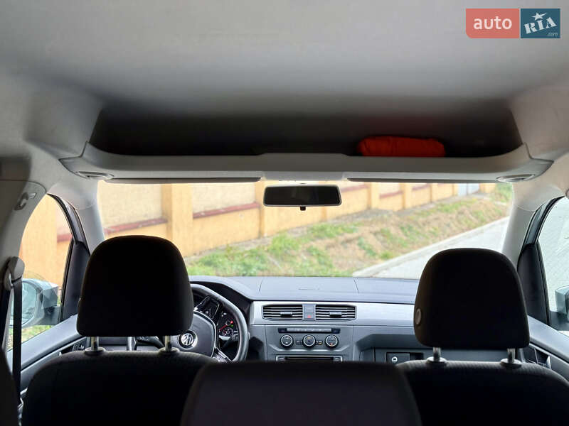 Мінівен Volkswagen Caddy 2020 в Ужгороді