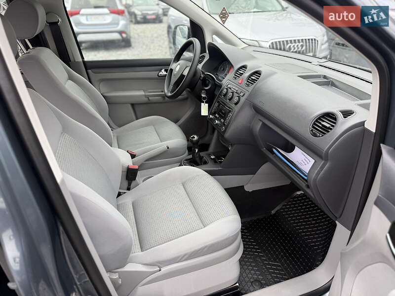 Минивэн Volkswagen Caddy 2009 в Виннице фото 19 Минивэн Volkswagen Caddy 2009 в Виннице