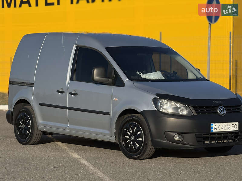 Volkswagen Caddy 2011