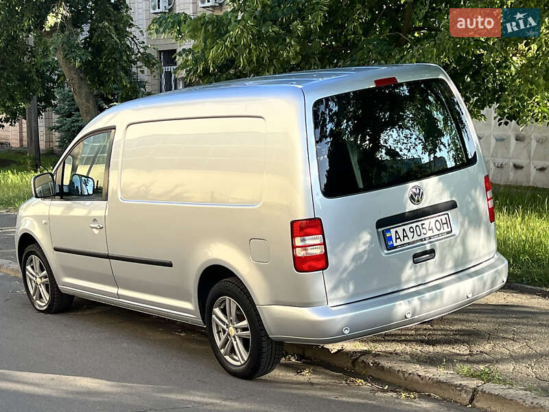 Грузопассажирский фургон Volkswagen Caddy 2010 в Киеве фото 3 Грузопассажирский фургон Volkswagen Caddy 2010 в Киеве