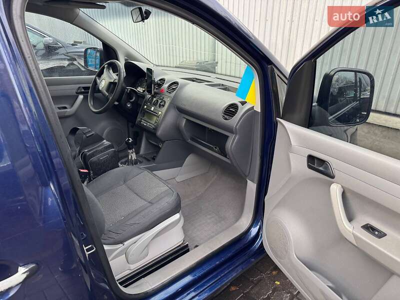 Минивэн Volkswagen Caddy 2004 в Киеве фото 8 Минивэн Volkswagen Caddy 2004 в Киеве