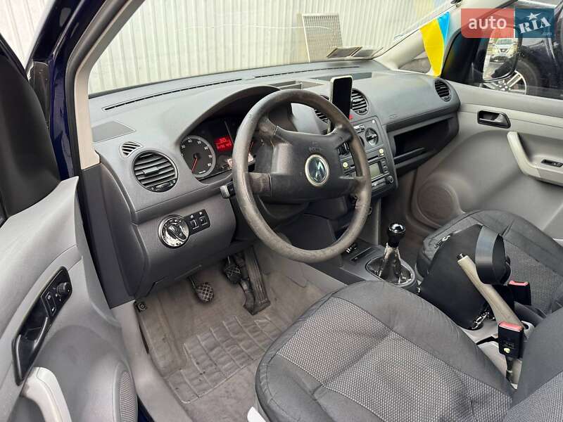 Минивэн Volkswagen Caddy 2004 в Киеве фото 14 Минивэн Volkswagen Caddy 2004 в Киеве