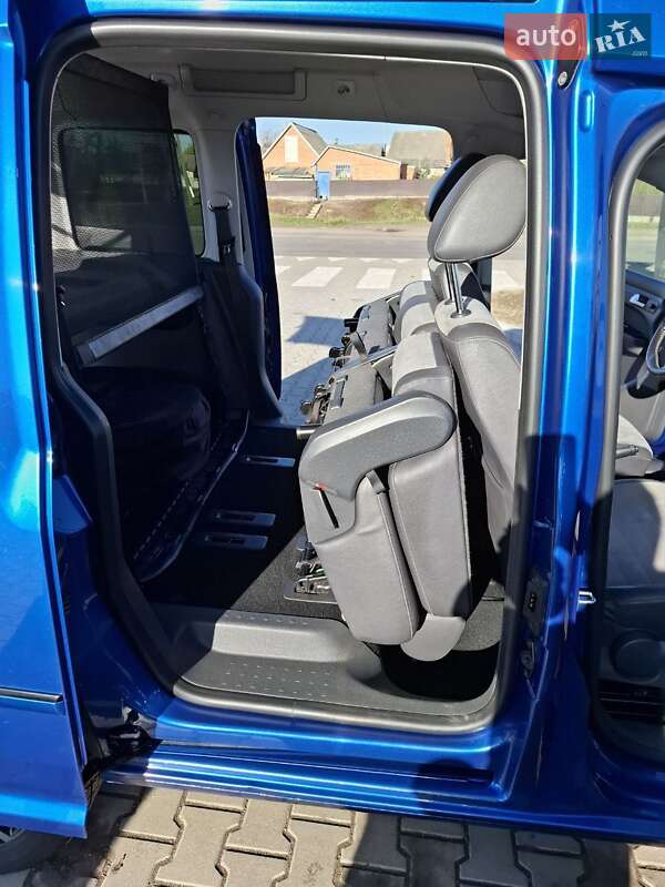 Мінівен Volkswagen Caddy 2015 в Іллінцях