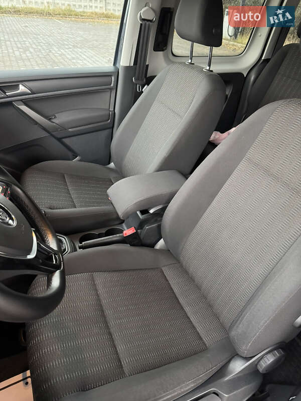 Мінівен Volkswagen Caddy 2017 в Львові