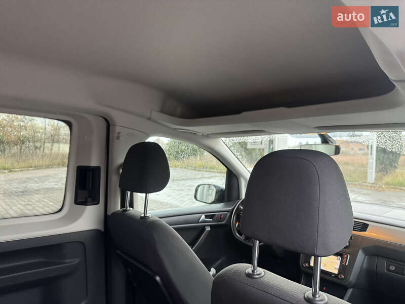 Мінівен Volkswagen Caddy 2017 в Львові
