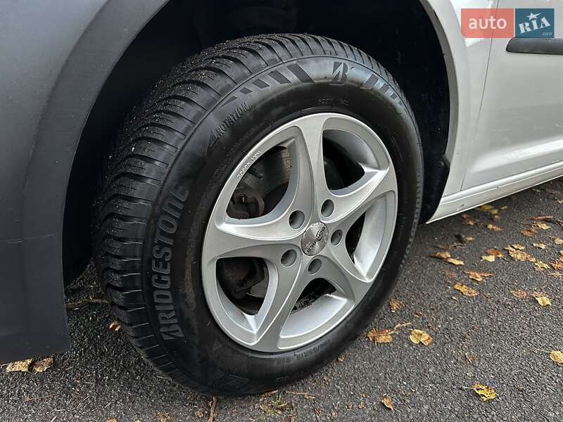 Минивэн Volkswagen Caddy 2017 в Казатине