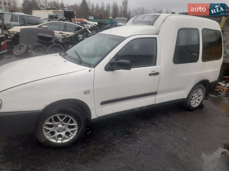 Минивэн Volkswagen Caddy 2003 в Житомире фото 2 Минивэн Volkswagen Caddy 2003 в Житомире