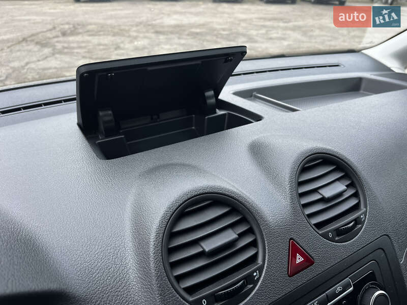 Минивэн Volkswagen Caddy 2014 в Луцке фото 25 Минивэн Volkswagen Caddy 2014 в Луцке