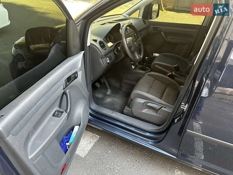 Мінівен Volkswagen Caddy 2011 в Одесі