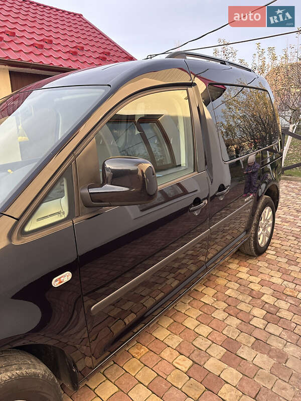 Мінівен Volkswagen Caddy 2014 в Городенці
