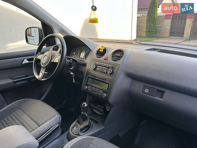 Мінівен Volkswagen Caddy 2014 в Городенці