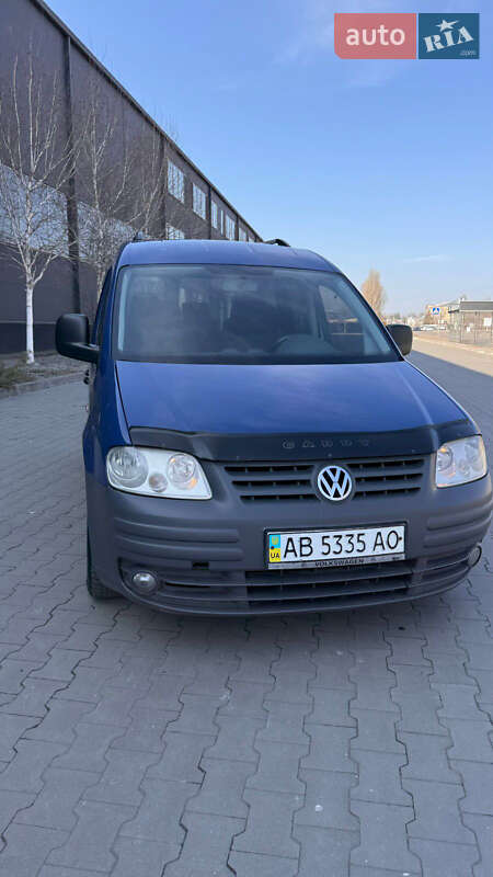 Минивэн Volkswagen Caddy 2010 в Каневе
