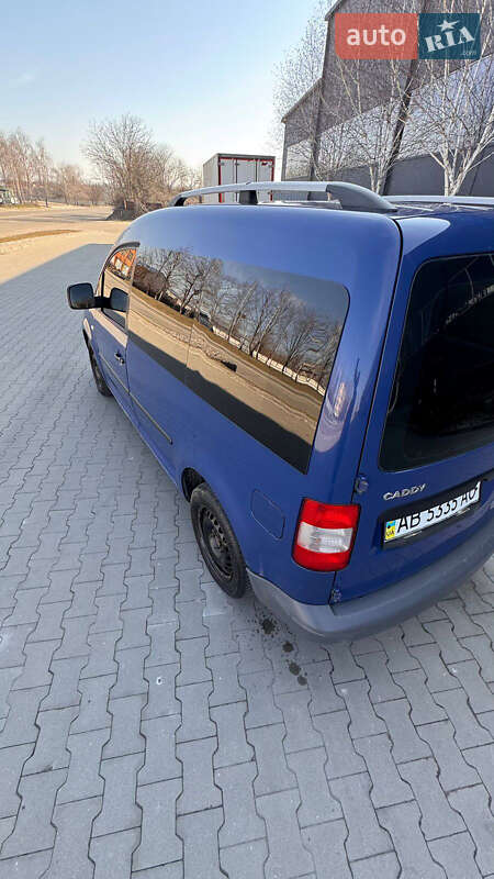 Минивэн Volkswagen Caddy 2010 в Каневе