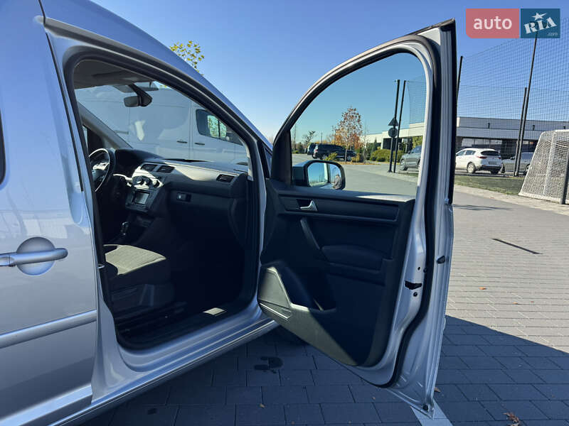 Мінівен Volkswagen Caddy 2016 в Мукачевому