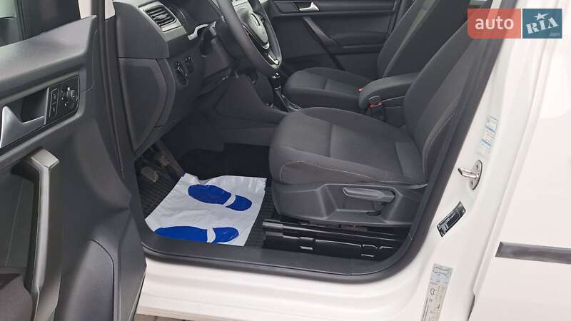 Мінівен Volkswagen Caddy 2018 в Коломиї