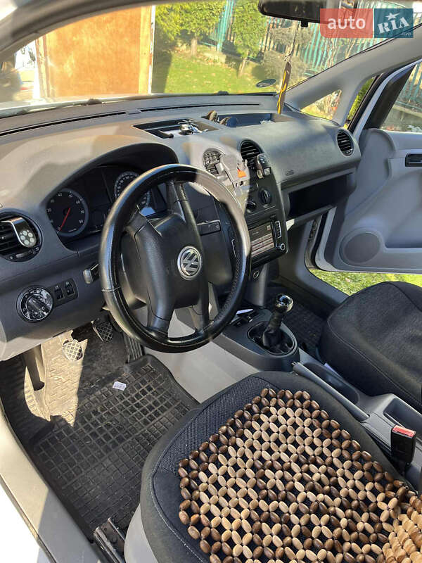 Минивэн Volkswagen Caddy 2006 в Стрые