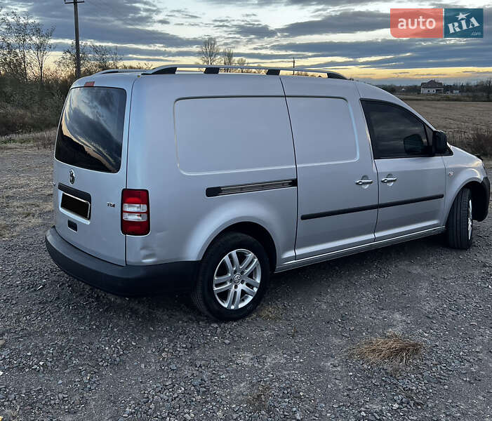 Грузовой фургон Volkswagen Caddy 2014 в Мостиске