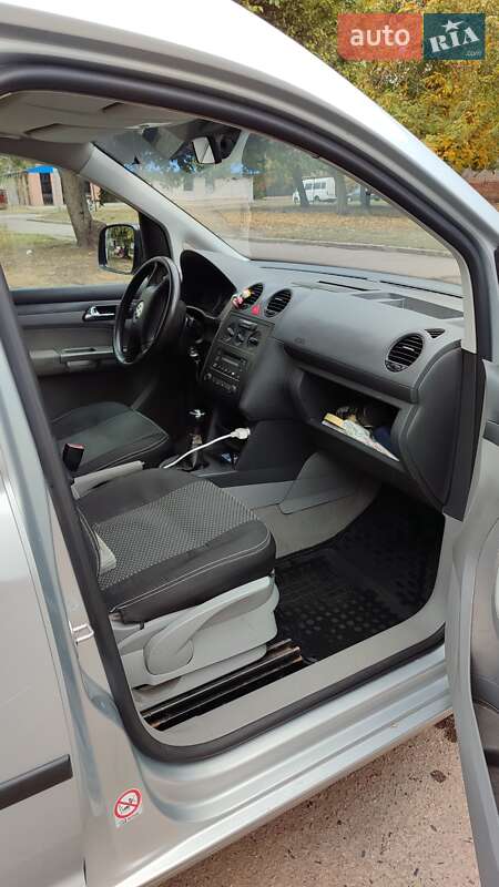Мінівен Volkswagen Caddy 2005 в Вільногірську