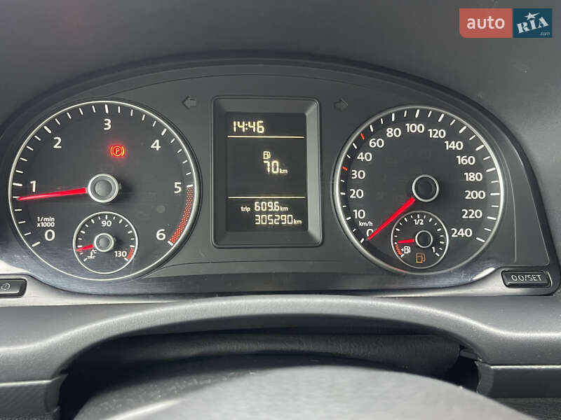 Вантажний фургон Volkswagen Caddy 2013 в Києві