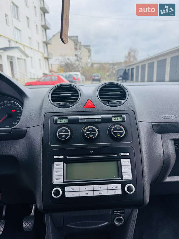 Минивэн Volkswagen Caddy 2008 в Ровно