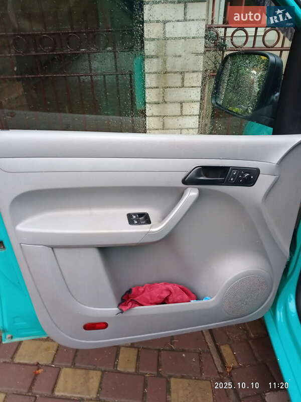 Вантажний фургон Volkswagen Caddy 2008 в Кривому Розі фото 12 Вантажний фургон Volkswagen Caddy 2008 в Кривому Розі