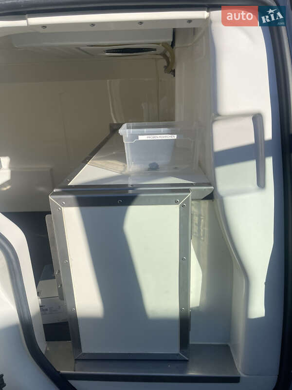 Вантажний фургон Volkswagen Caddy 2019 в Києві