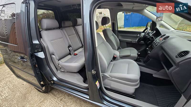 Мінівен Volkswagen Caddy 2010 в Полтаві