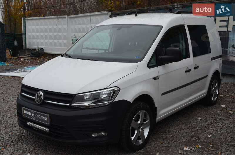 Мінівен Volkswagen Caddy 2020 в Києві