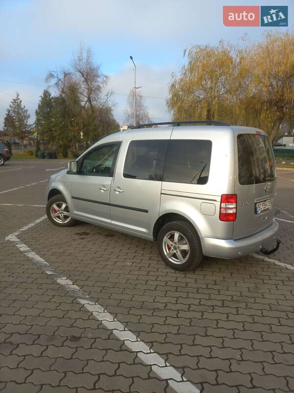 Минивэн Volkswagen Caddy 2011 в Дрогобыче