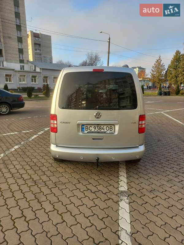 Минивэн Volkswagen Caddy 2011 в Дрогобыче