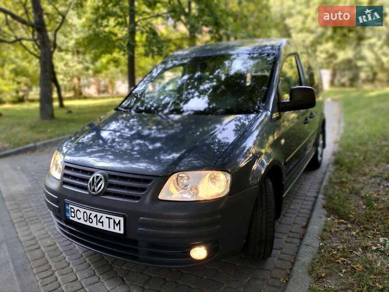 Минивэн Volkswagen Caddy 2009 в Львове