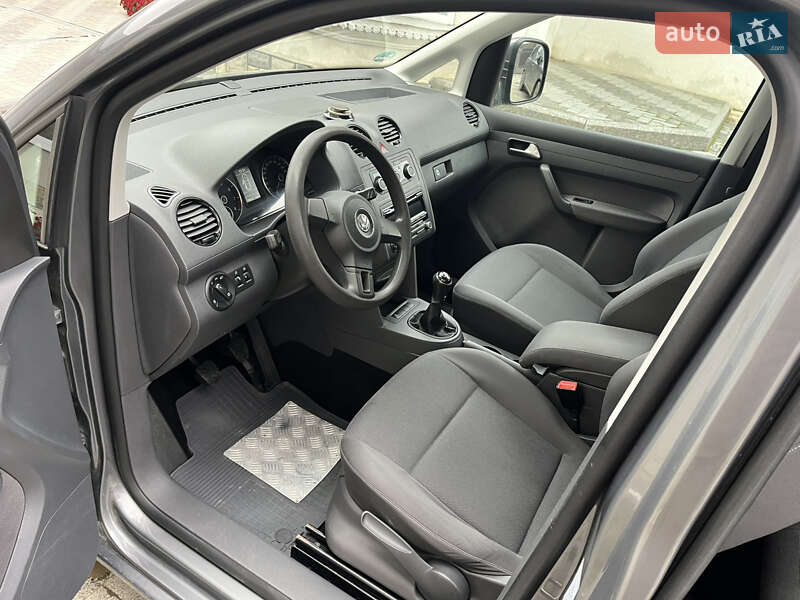 Мінівен Volkswagen Caddy 2013 в Чернівцях фото 13 Мінівен Volkswagen Caddy 2013 в Чернівцях