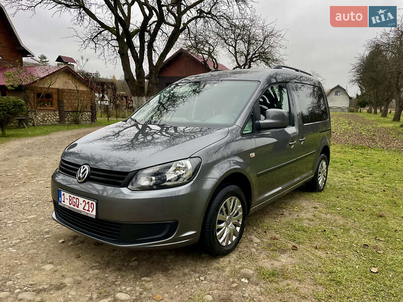 Мінівен Volkswagen Caddy 2015 в Коломиї