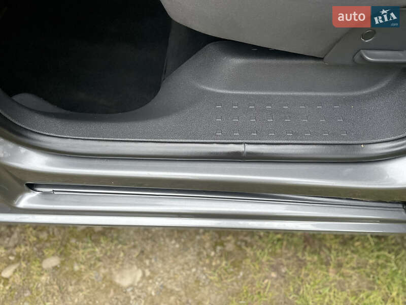 Мінівен Volkswagen Caddy 2015 в Коломиї